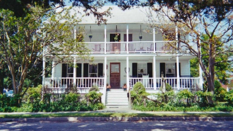 Langdon House Bed and Breakfast 768x432